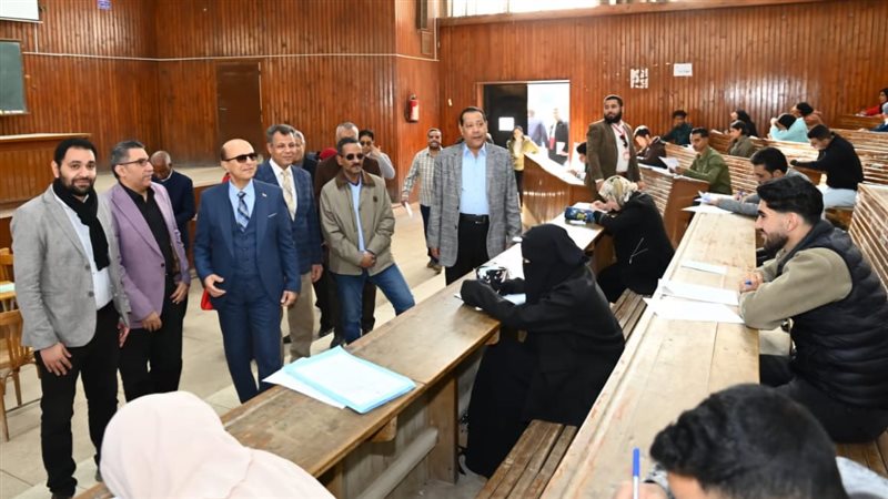 رئيس جامعة أسيوط