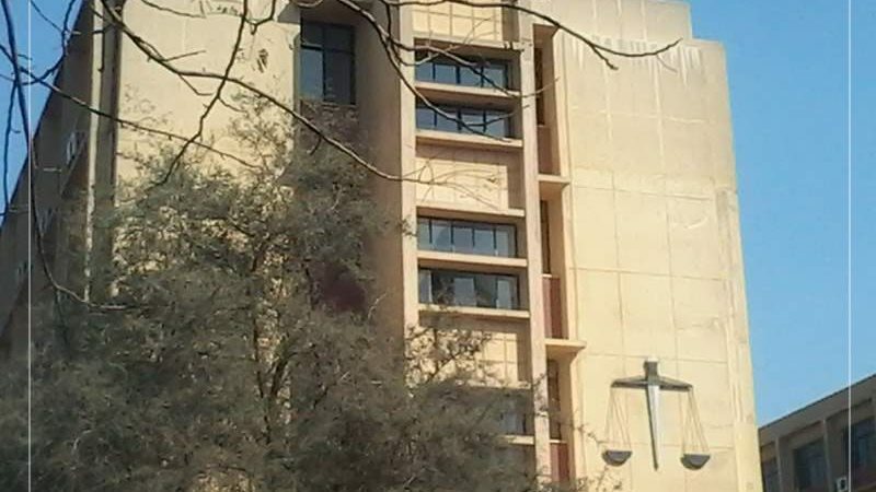 جامعة عين شمس 