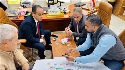 مسئولو الإسكان يتابعون مستجدات توفيق أوضاع الأراضي المضافة بالعبور الجديدة