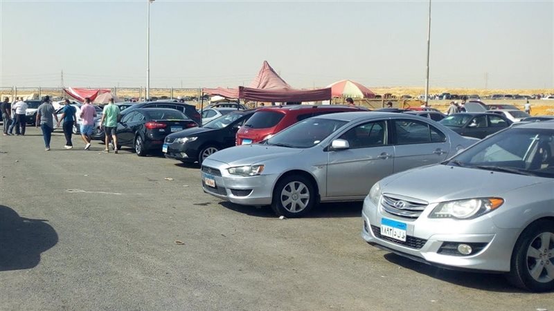 سيارات، فيتو
