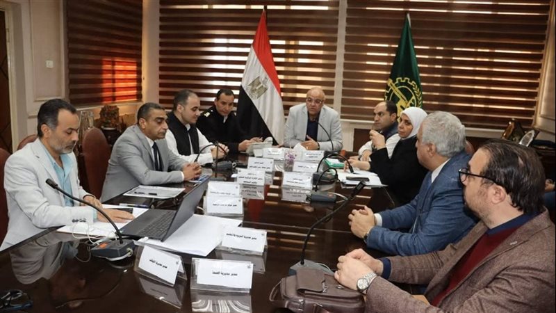محافظ القليوبية خلال