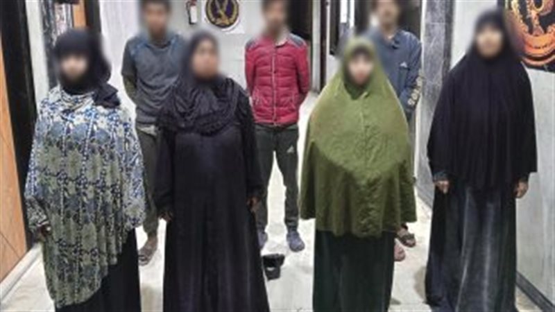 ضبط 4 رجال و7 سيدات