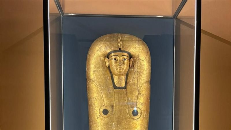 الاثار 