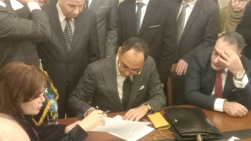 الدكتور هانى سرى