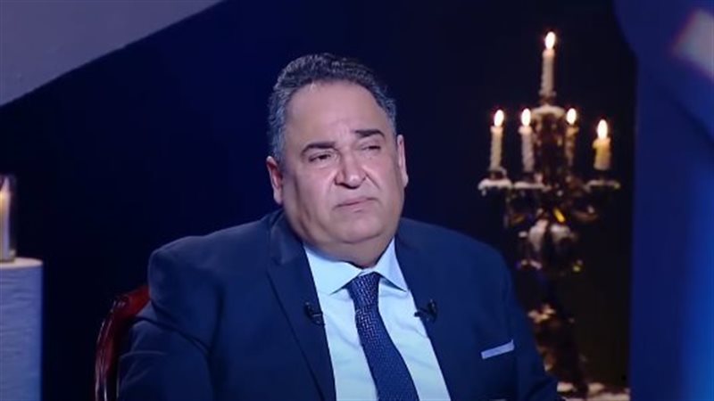 الإعلامي محمد علي