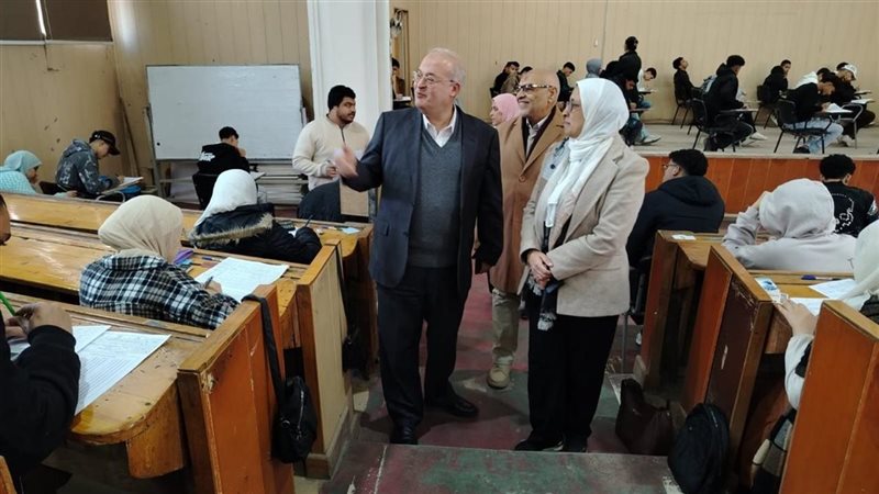 امتحانات الفصل الدراسي