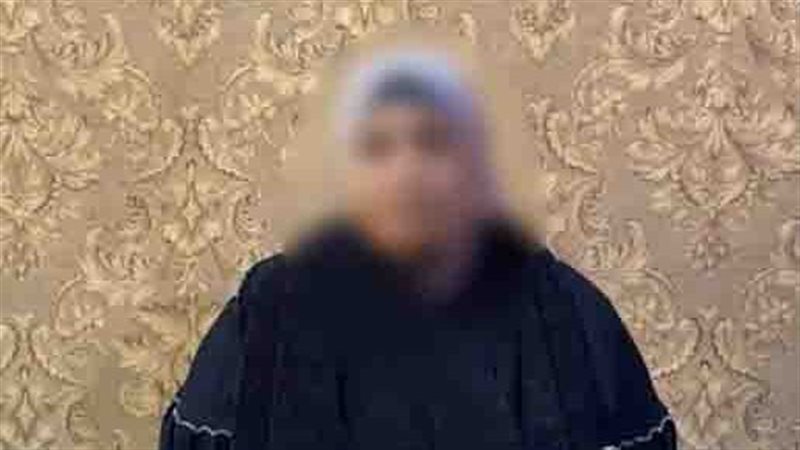 ضبط سيدتين لتوجيه