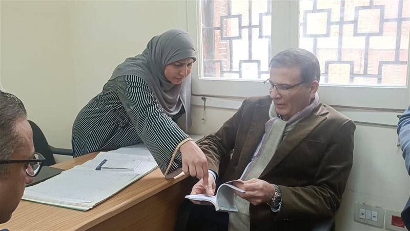وزير الزراعة خلال