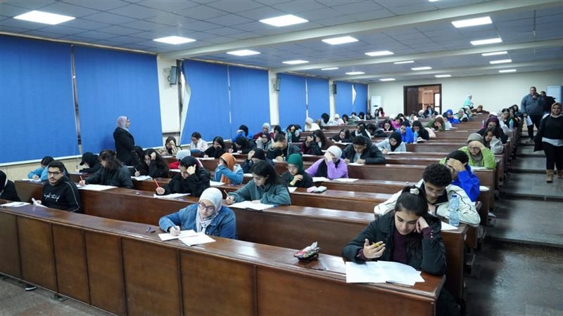 جامعة عين شمس 