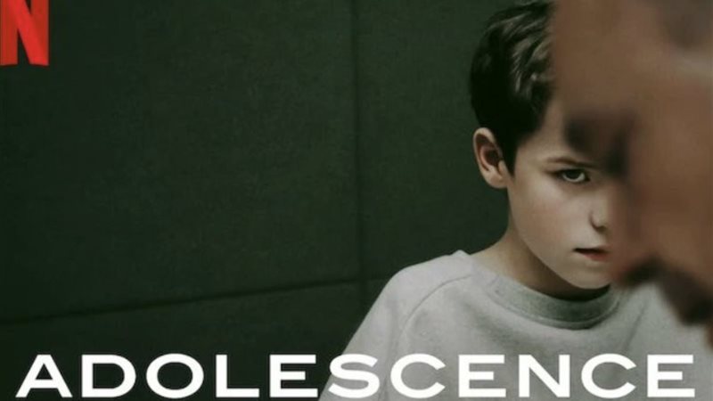 Adolescence، فيتو