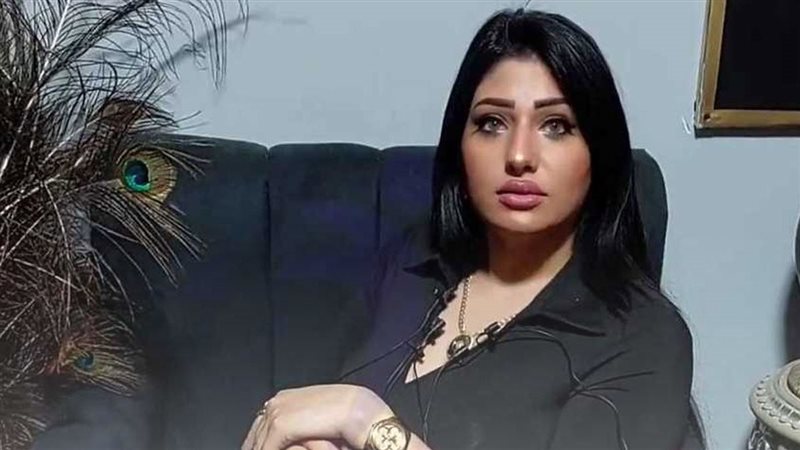 البلوجر نورهان حفظي