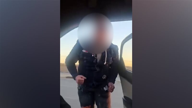 مشادة بين سائق نقل