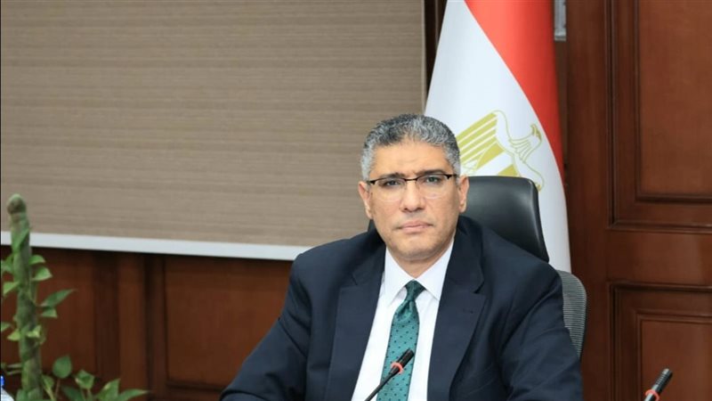 محافظ الجيزة 