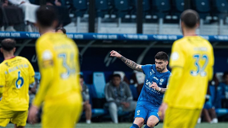 الهلال، فيتو