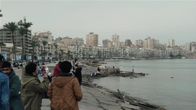 سماء ملبدة بالغيوم