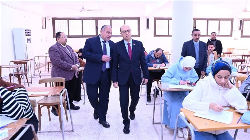 رئيس جامعة أسيوط