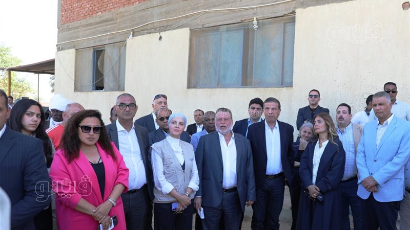 جولة محافظ اسوان
