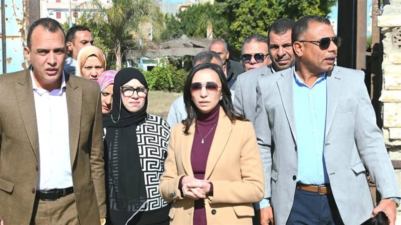 محافظ البحيرة الدكتورة