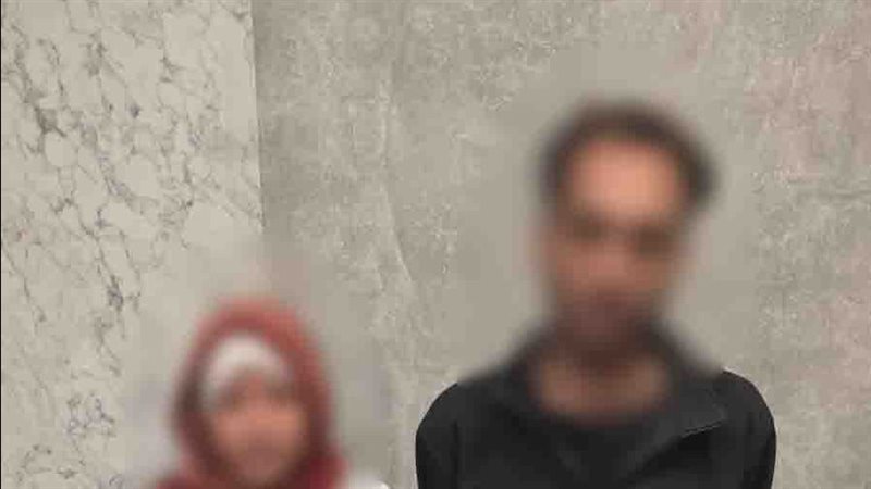 أجبرها على التسول..