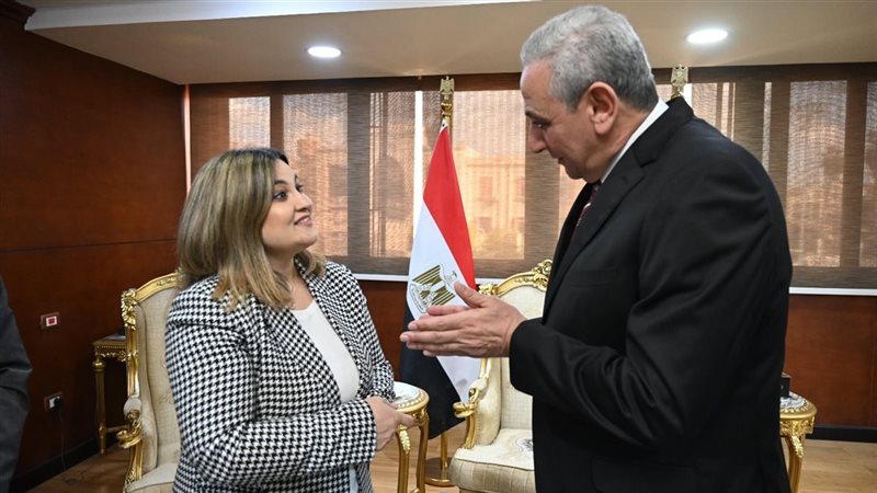 محافظ الغربية يستقبل