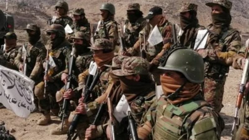 حشود ضخمة للجيش الباكستاني