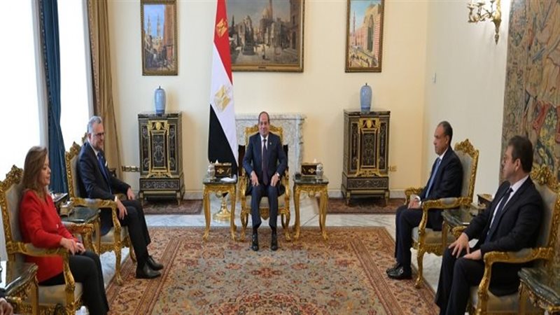 الرئيس السيسي وكبير