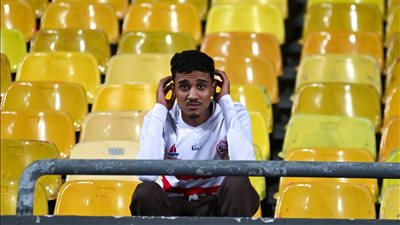 جون إدوارد يتواصل مع المشجع الزملكاوي محمد خميس ويوجه له دعوة حضور التدريبات