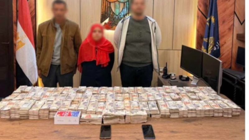 القبض على سائق وزوجته