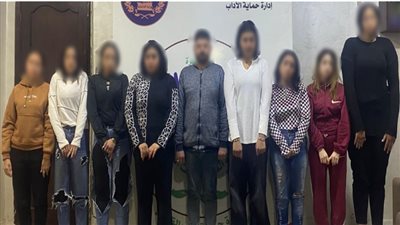 أخبار الحوادث اليوم: سقوط أخطر شبكة للدعارة أون لاين بعابدين.. مطاردة مرعبة بين الأمن وسائق متهور على الصحراوي تنتهي بكارثة.. ضبط مسئولي شركة وهمية لإلحاق العمالة بالخارج