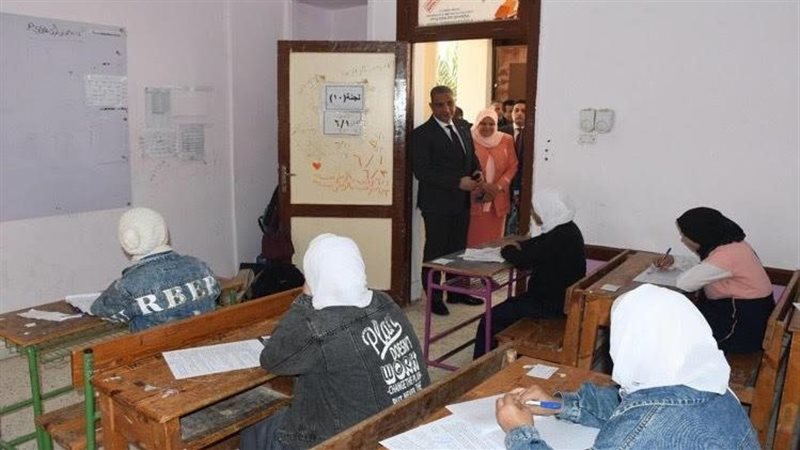 طلاب الشهادة الإعدادية،