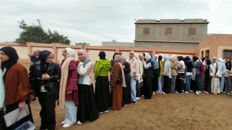 طوابير طلاب الشهادة