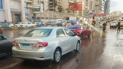 سقوط أمطار غزيرة على مناطق متفرقة بالإسكندرية