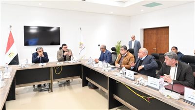وزير الإسكان ومحافظ الدقهلية يتابعان موقف الخدمات بالمنصورة الجديدة 