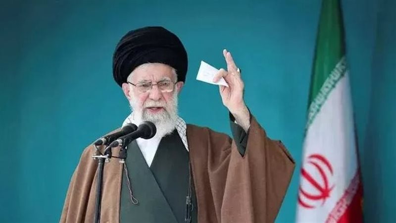المرشد الإيراني،