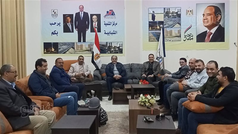 الشباب والرياضة تبحث