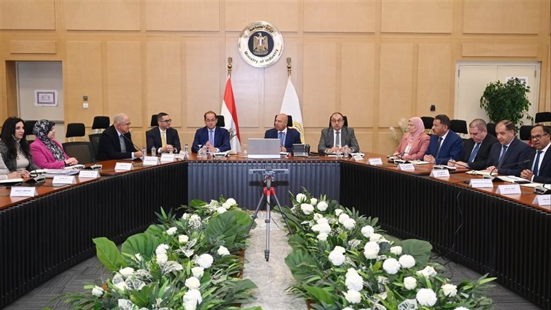 اجتماع وزير النقل