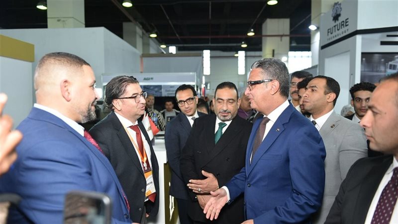 وزير التموين خلال