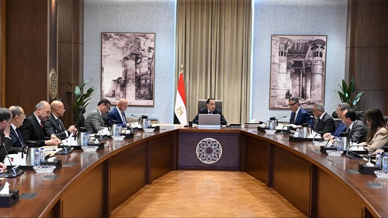 اجتماع برئاسة د.