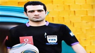 محمود البنا: اعتزلت التحكيم بسبب تدخلات القائمة الدولية وأبو ريدة رفض يقابلني 