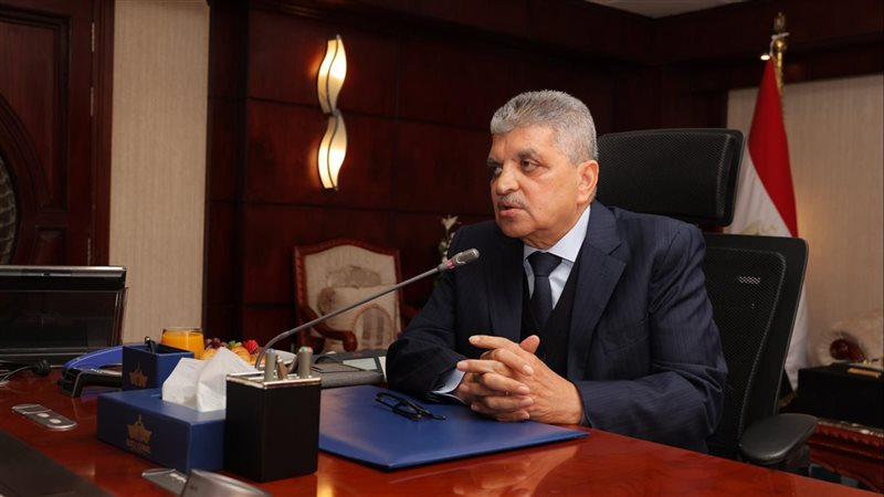 اجتماع أسامة ربيع