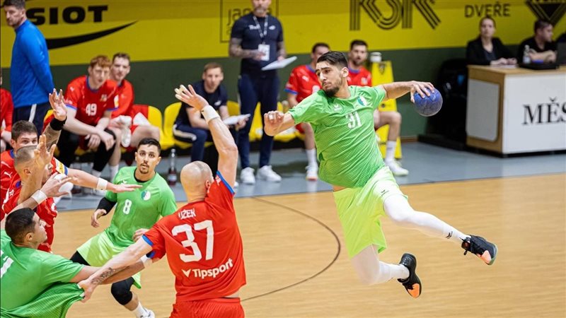 منتخب الجزائر، فيتو