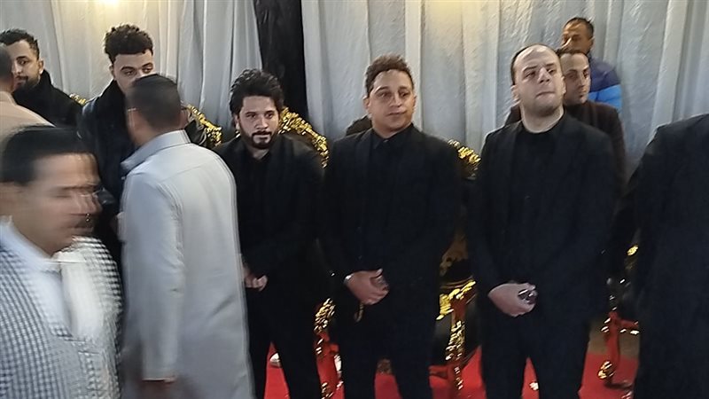 لقطات من عزاء والدة