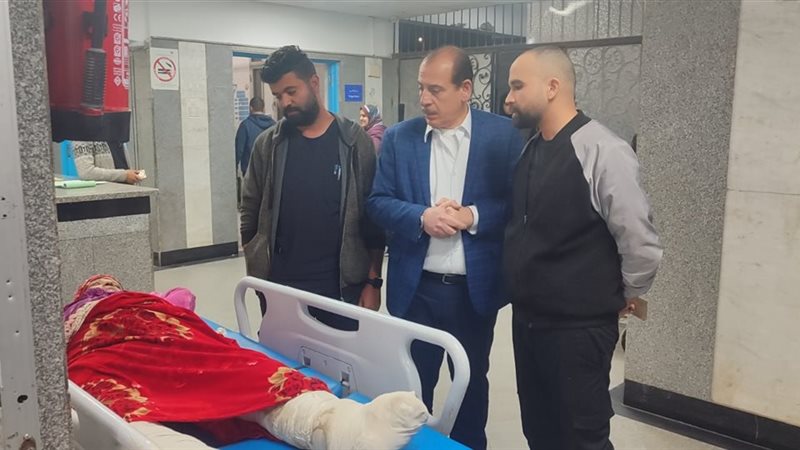 د.عمرو قنديل خلال