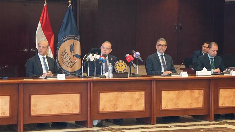 اجتماع رئيس الرقابة