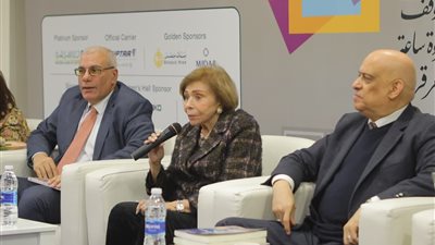 في قالب درامي إنساني، الدبلوماسيون المصريون يروون تجاربهم بمعرض الكتاب 