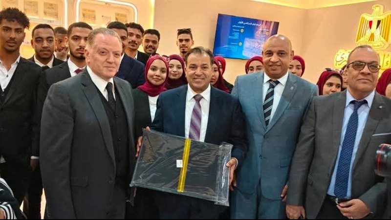 قنا،فيتو