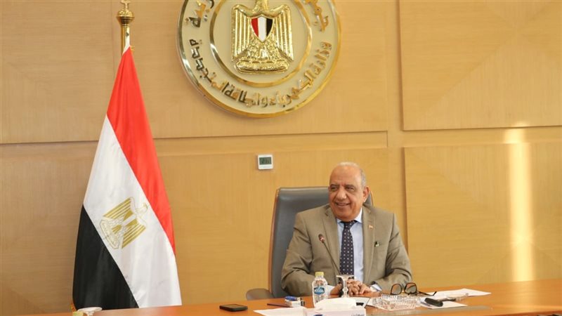 الدكتور محمود عصمت