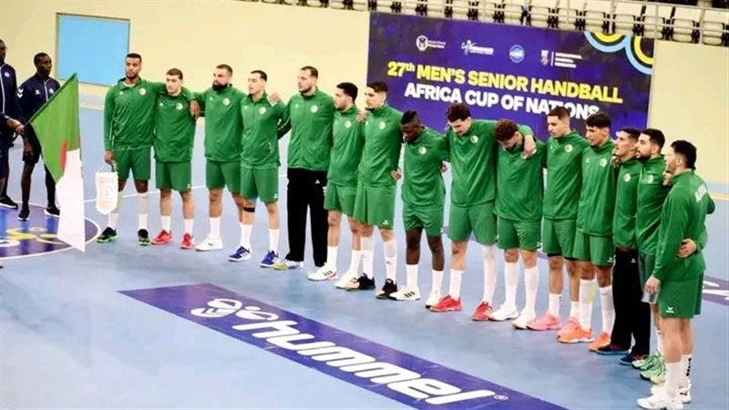 منتخب الجزائر لكرة