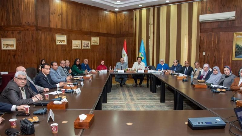 انعقاد جلسة العروض