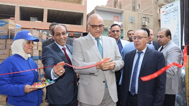 محافظ القايوبية خلال